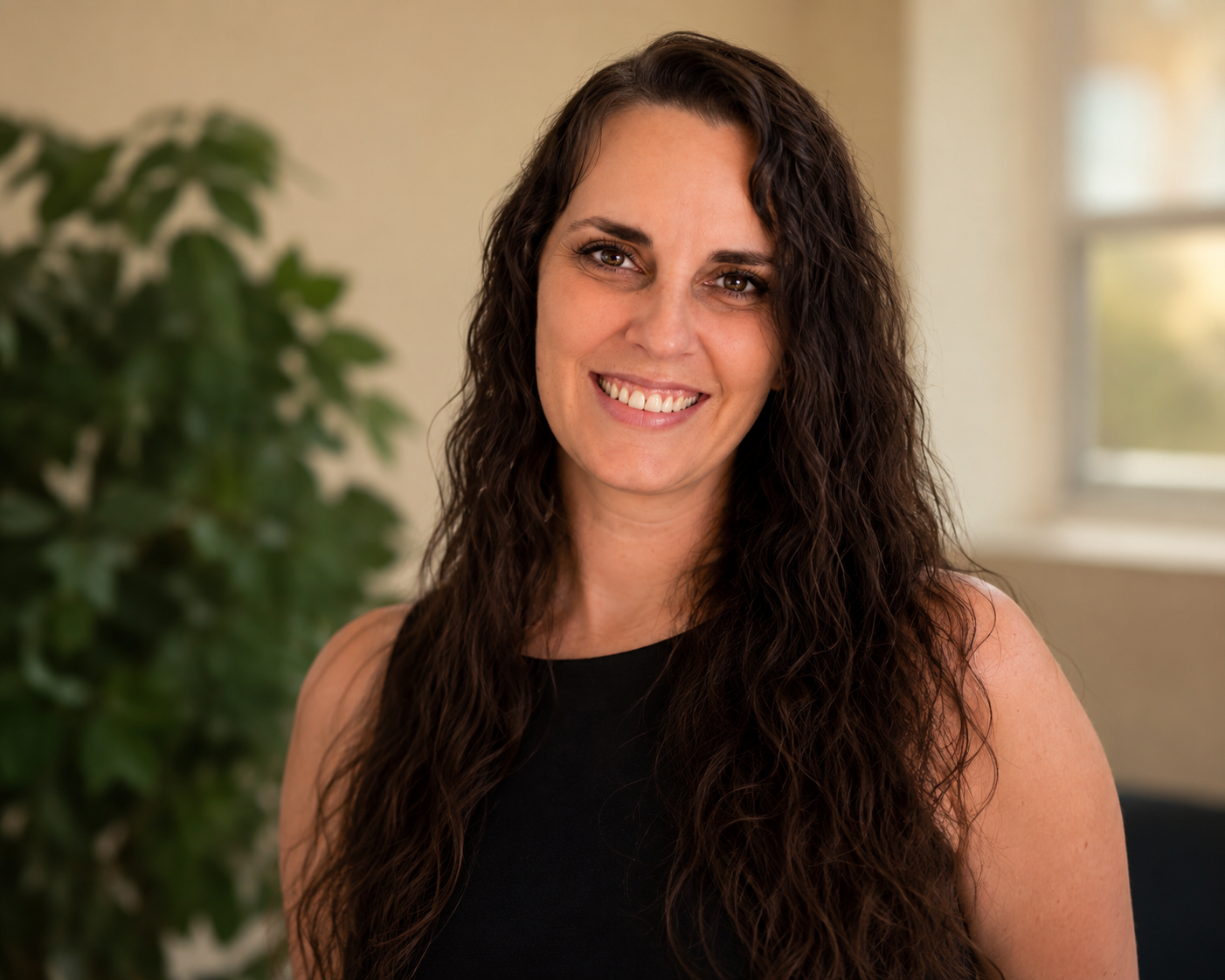 Heather Apple-Nichols headshot