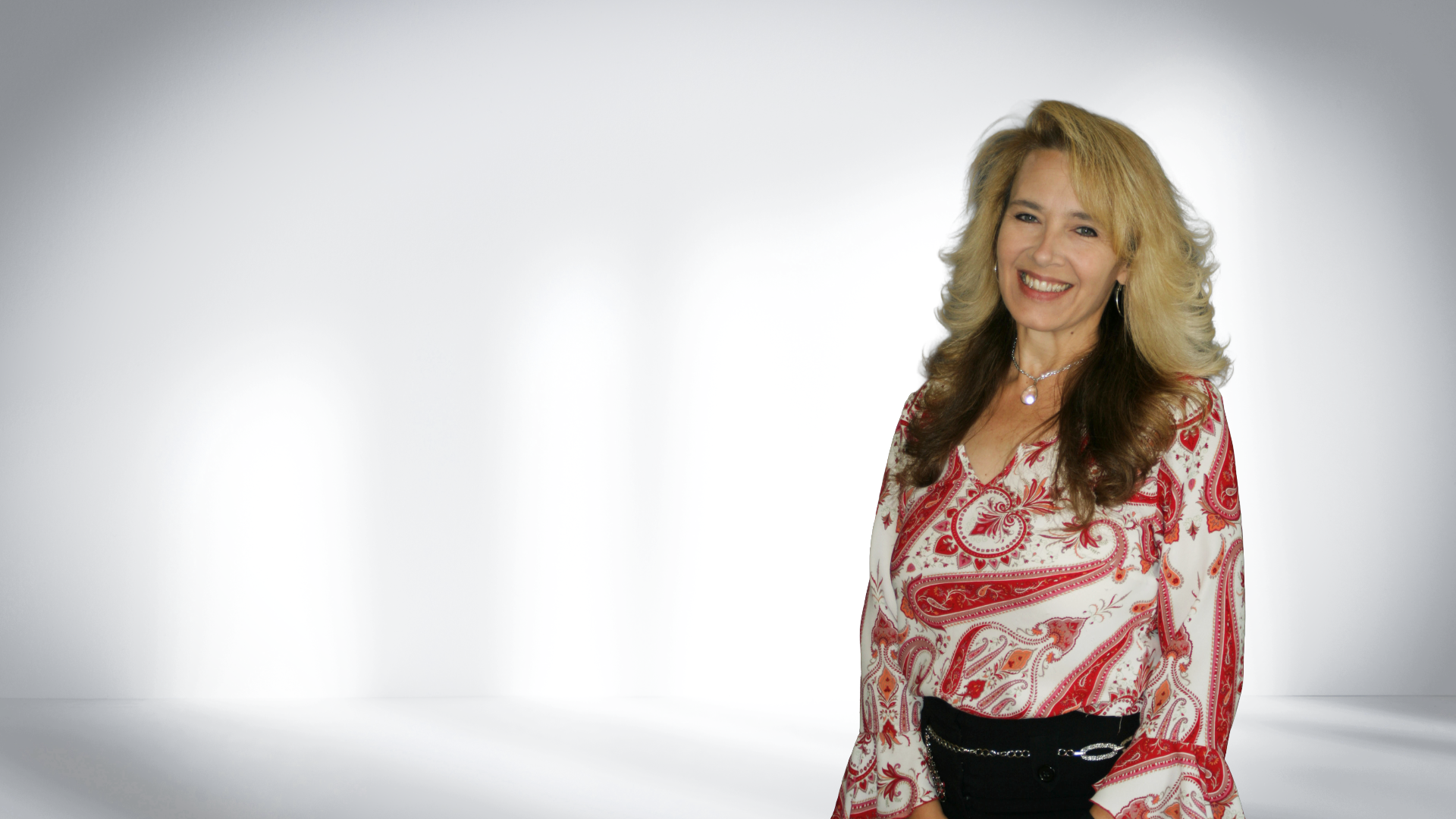 Sherry Wise header portrait